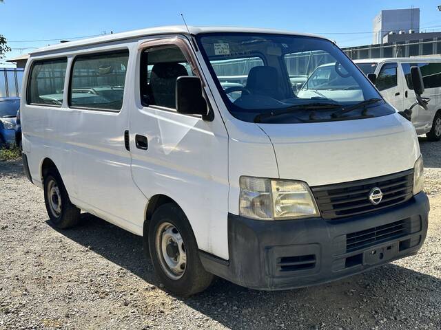 NISSAN CARAVAN VAN (URVAN)