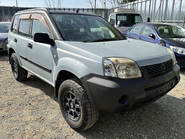 NISSAN X-TRAIL S
