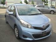 2013 TOYOTA VITZ F