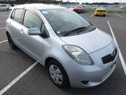 2006 TOYOTA VITZ F