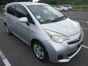 2011 TOYOTA RACTIS