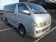 2004 TOYOTA HIACE VAN SUPER GL