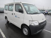 2011 TOYOTA LITEACE VAN DX