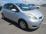 2008 TOYOTA VITZ B