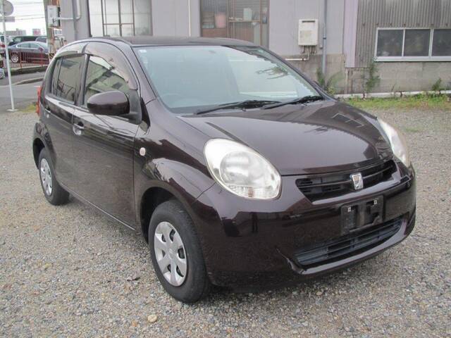 TOYOTA PASSO 1.0X KUTSUROGI