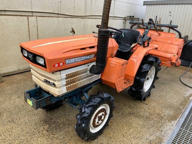 KUBOTA TRACTOR