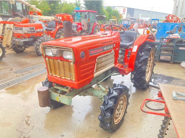 ISEKI TRACTOR