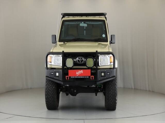TOYOTA LAND CRUISER
