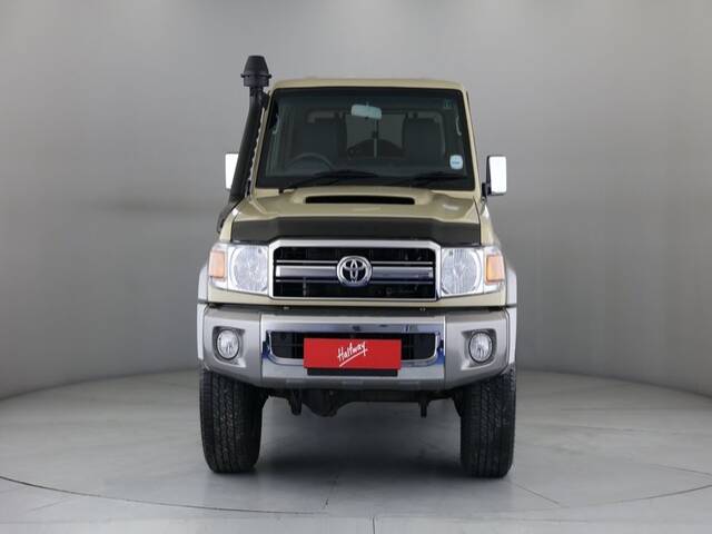 TOYOTA LAND CRUISER