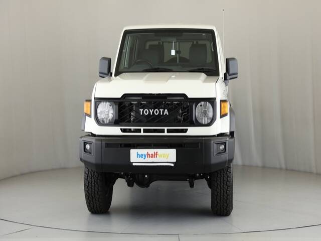 TOYOTA LAND CRUISER