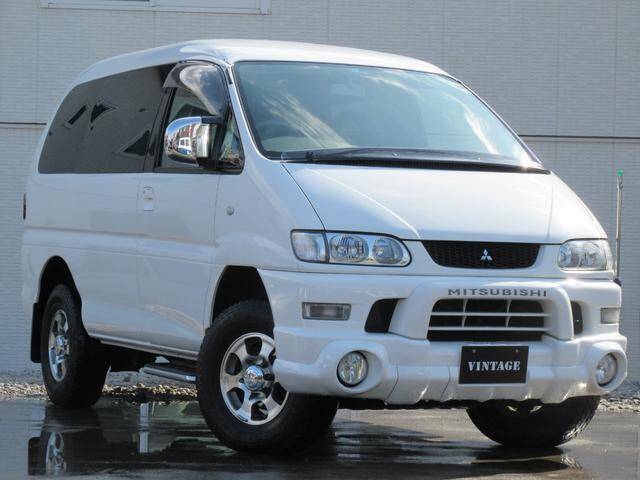 Mitsubishi delica 2005
