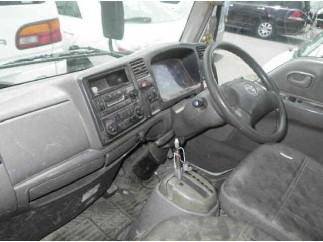 Mazda titan dash