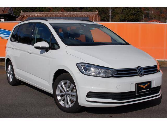 Volkswagen golf touran