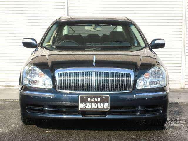 Nissan president 2004