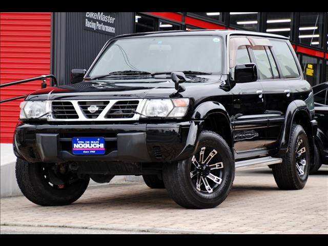 Nissan safari pickup