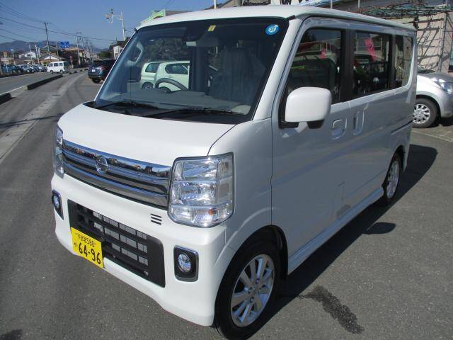 2016 NISSAN NV100 CLIPPER RIO Ref No.0120147756 Used Cars for Sale PicknBuy24.co