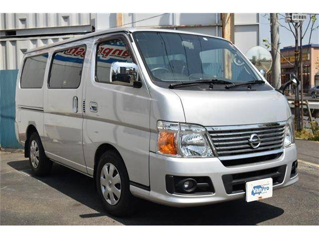 2011 nissan caravan