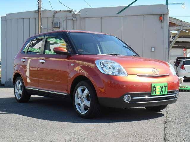 Mazda verisa 2008