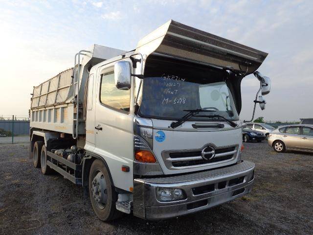 Автомобиль hino ranger