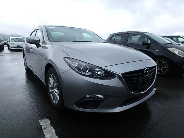 Mazda axela 2015