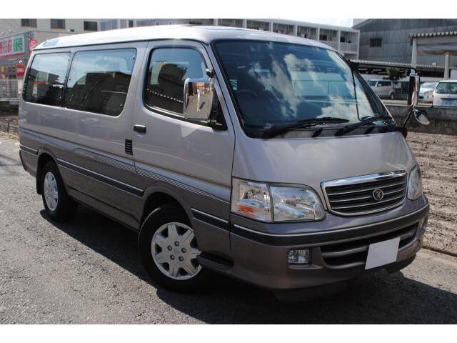 Toyota hiace 2001