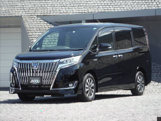 Toyota esquire 2018 характеристики