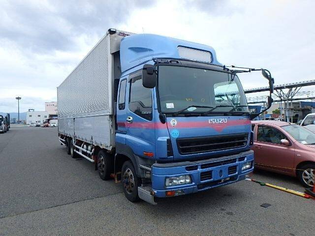 Isuzu giga фото