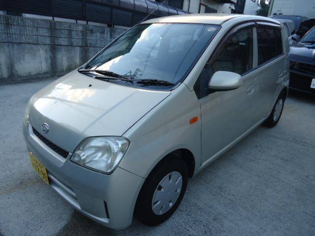 Daihatsu mira 2004