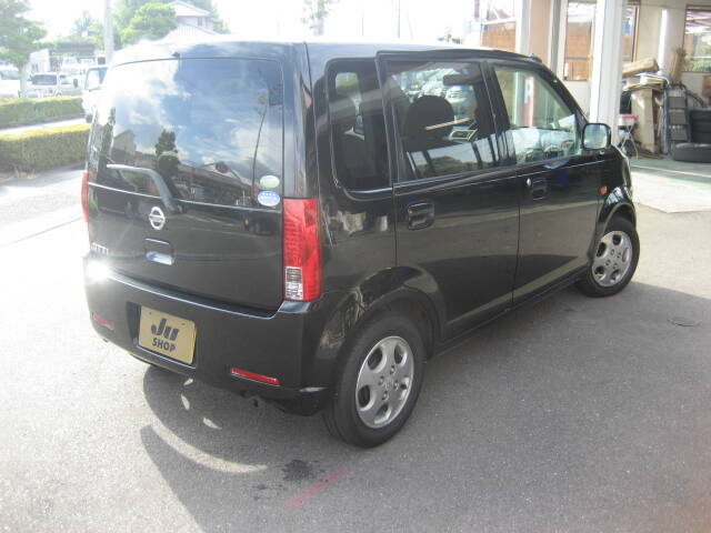 Nissan otti 2007