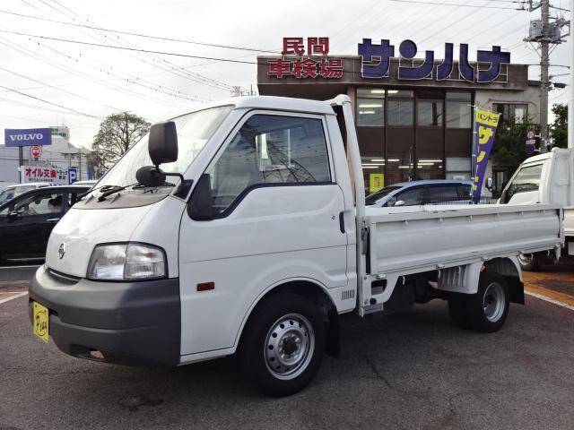 Nissan vanette van truck