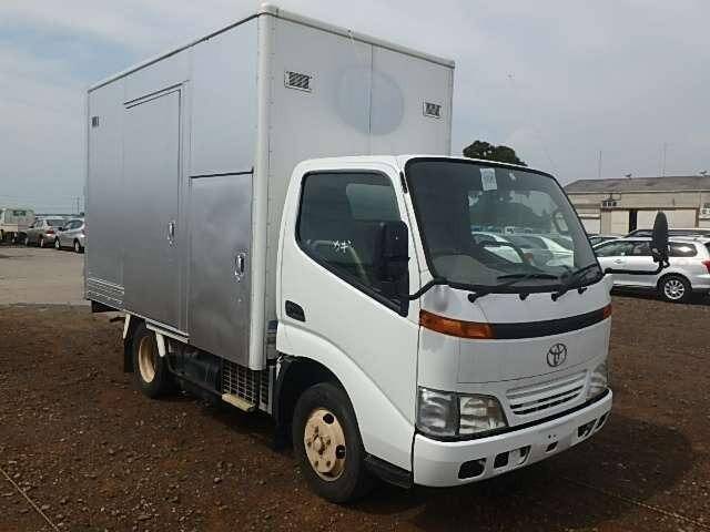 Toyota dyna 2001