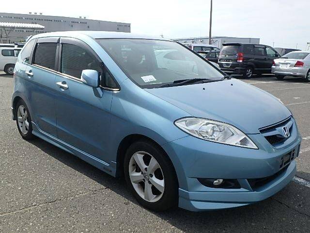 Машина honda edix