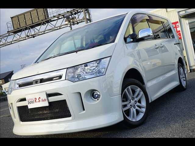 Delica mitsubishi 2008