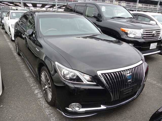 Toyota crown 2014