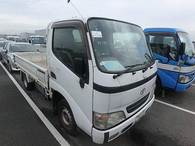 Toyota toyoace 2003