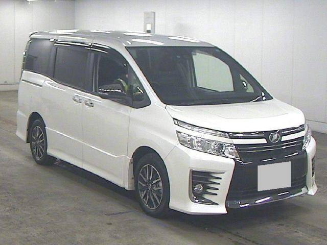 2016 Toyota Voxy Ref No 0120125992 Used Cars For Sale