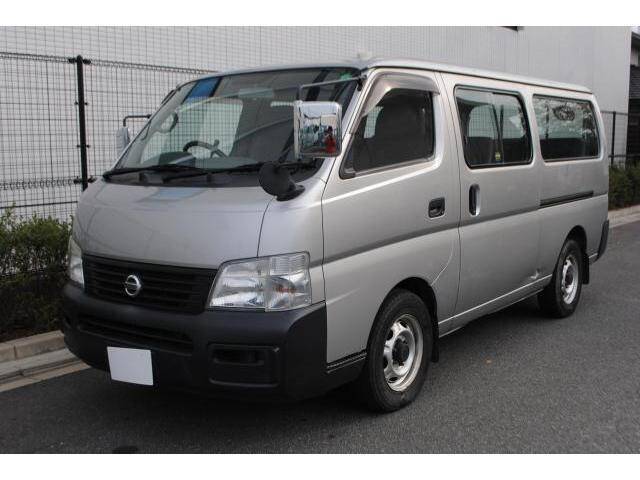 Nissan caravan 2003