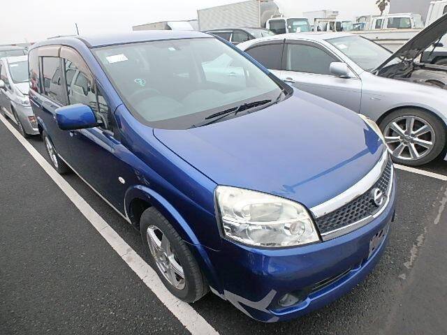 Nissan lafesta 2010