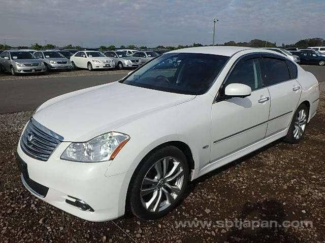 Nissan fuga 2008