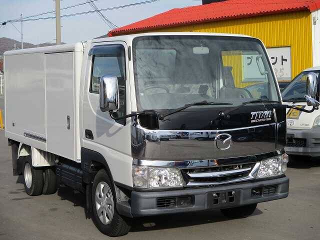 Mazda titan dash
