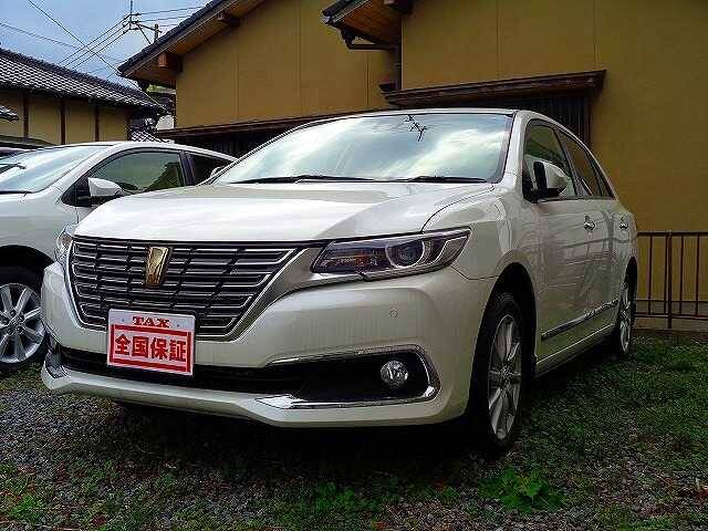 Toyota premio 2018