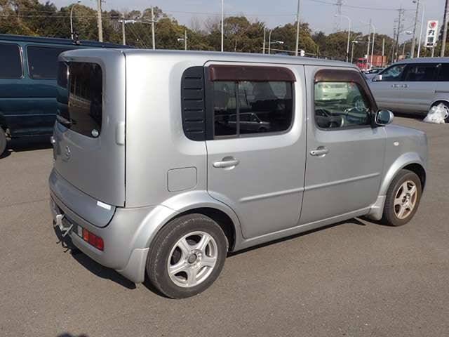 Nissan cube 2005