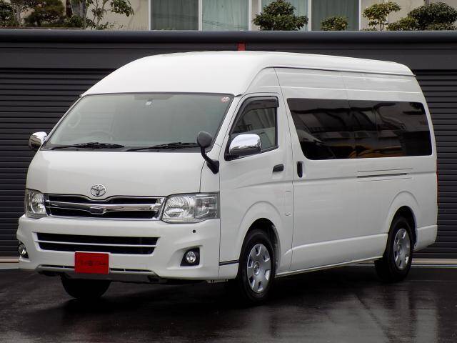 2007 hiace commuter