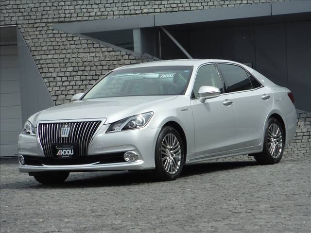 Купить Toyota Crown 2011 Год Приморский Край