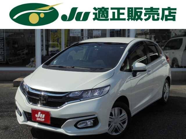 17 Honda Fit Jazz Ref No Used Cars For Sale Picknbuy24 Com