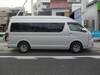 TOYOTA HIACE COMMUTER