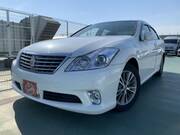 2010 TOYOTA CROWN ROYAL SALOON