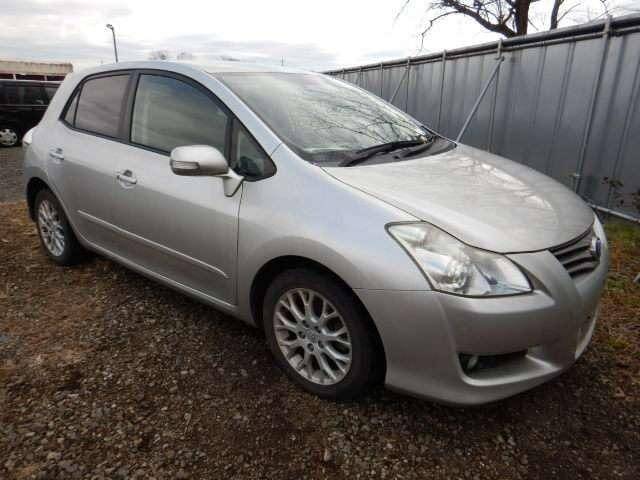 Toyota blade 2008