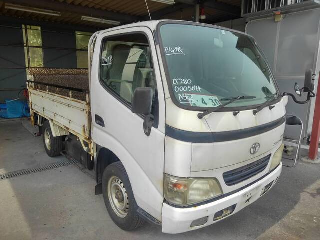 Toyota toyoace 2003