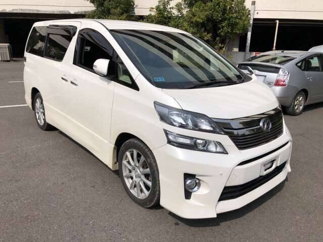 Toyota vellfire 2014